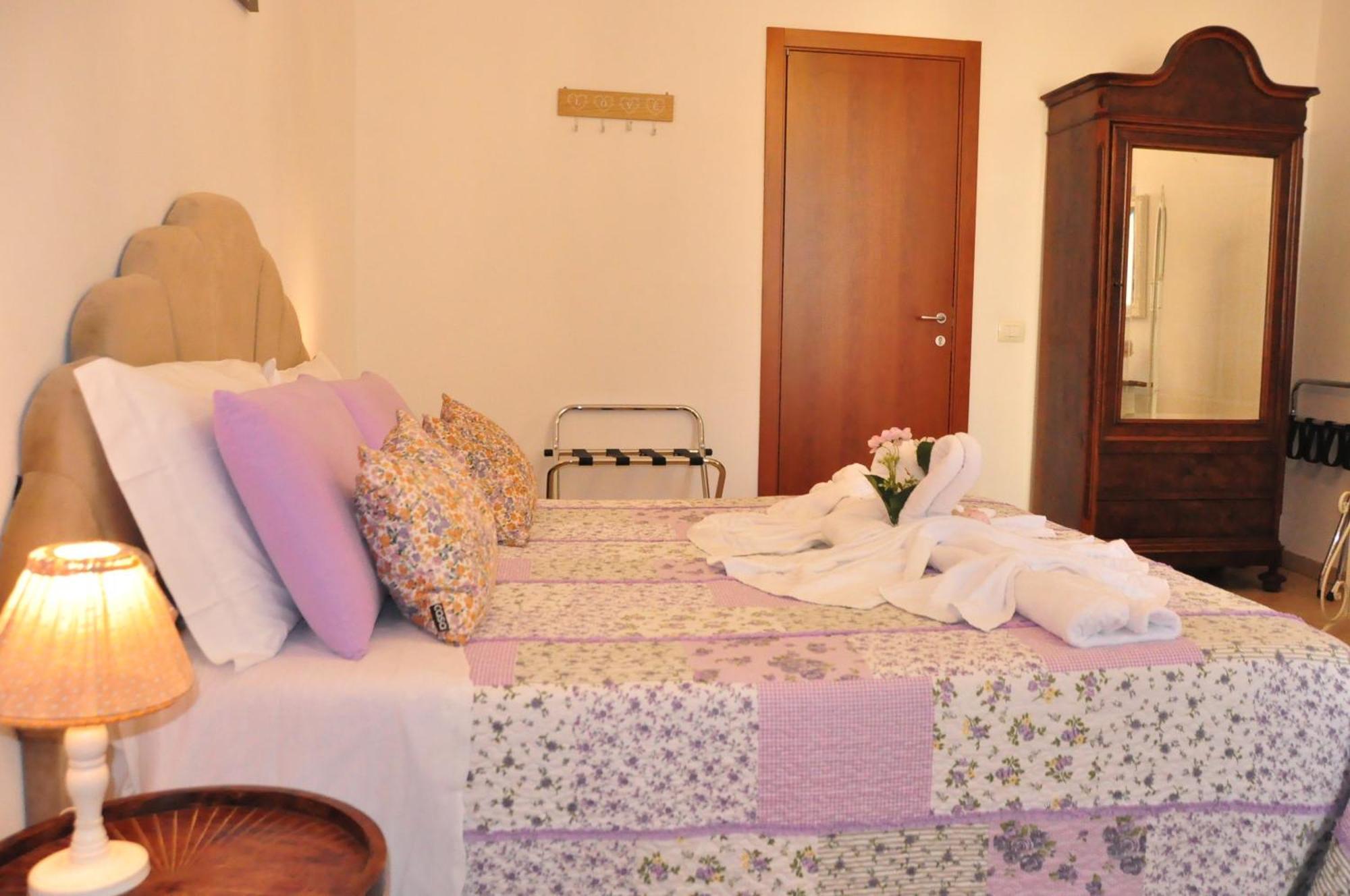 B&B Le Camere Di Livia Siena Kültér fotó